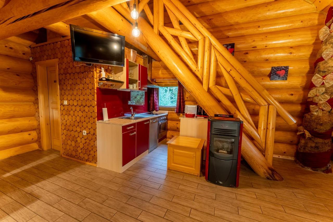Korosec Apartments And Wellness Centre Мозирие Екстериор снимка