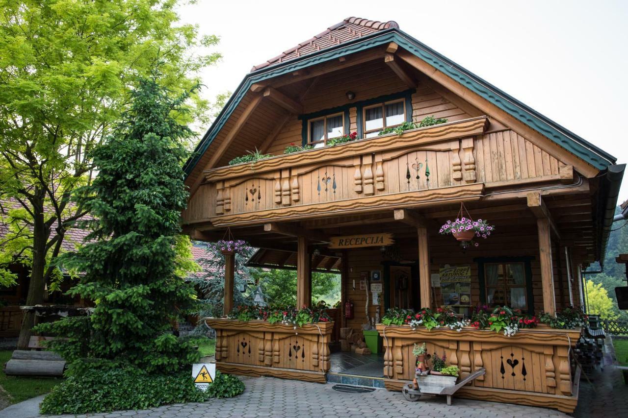 Korosec Apartments And Wellness Centre Мозирие Екстериор снимка