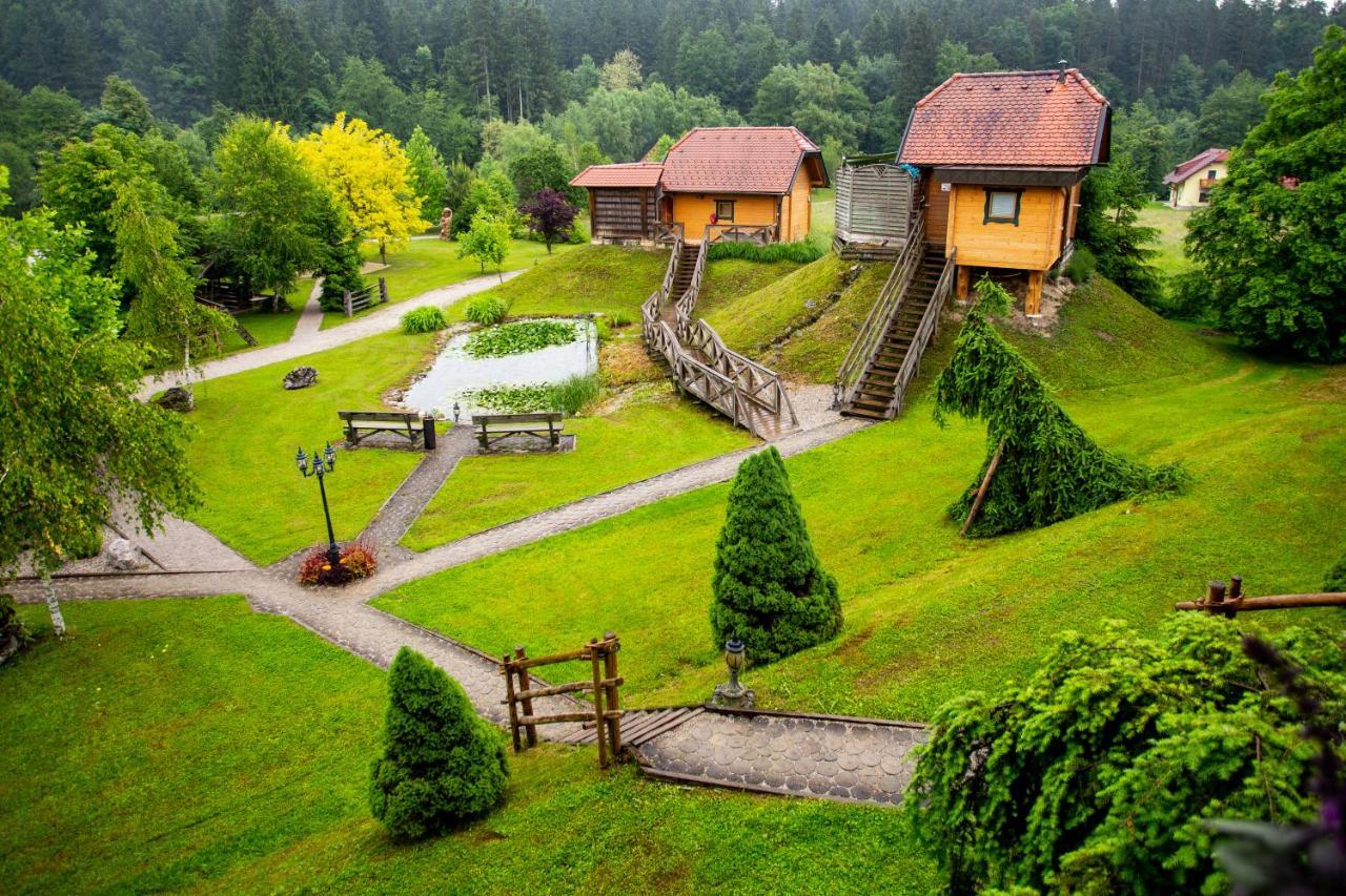 Korosec Apartments And Wellness Centre Мозирие Екстериор снимка